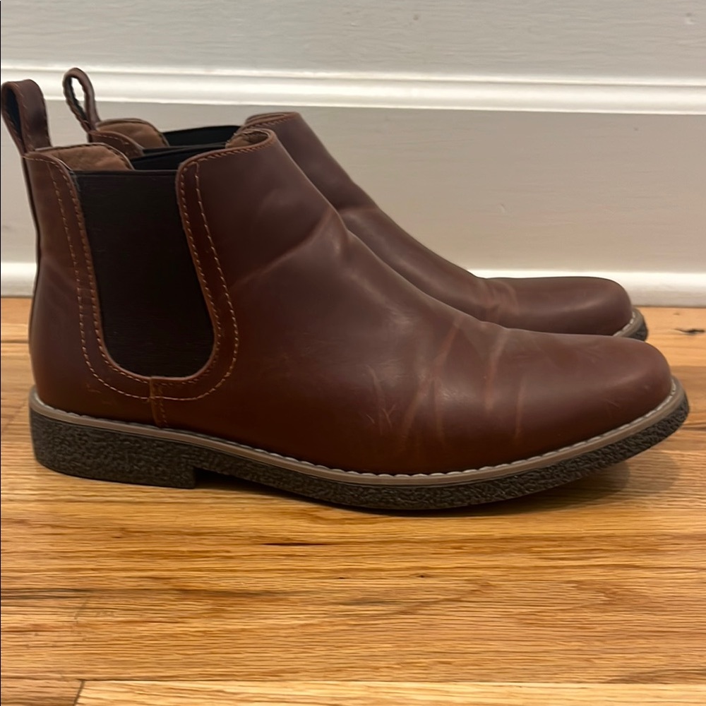 Deer Stags Brown Dress Shoes with Polished Finish